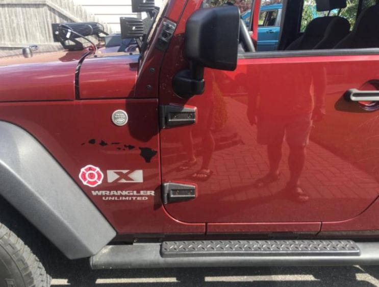 How to Install Smittybilt Door Hinges - Black (07-17 Wrangler JK) on your Jeep  Wrangler | ExtremeTerrain