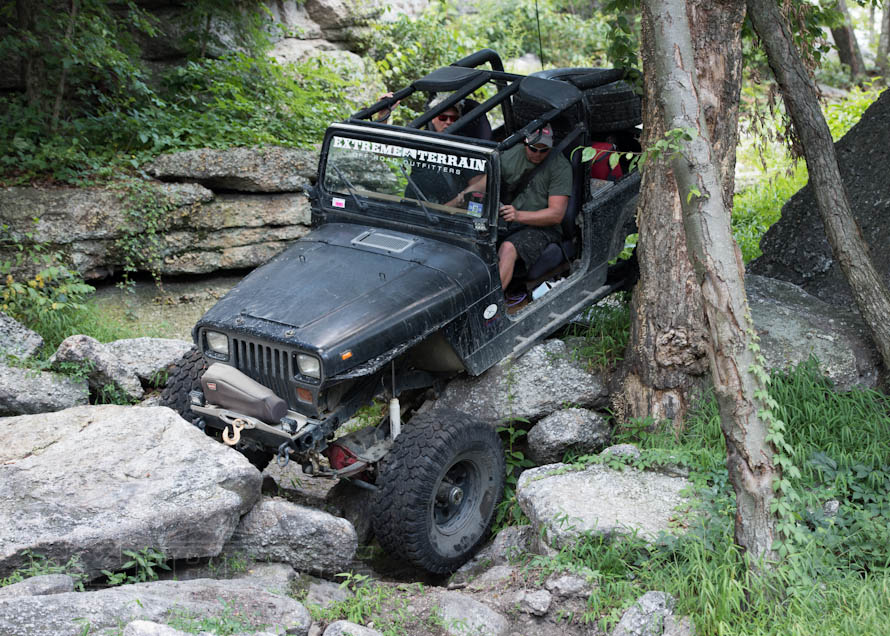 YJ Wrangler Navigating Over Rocks