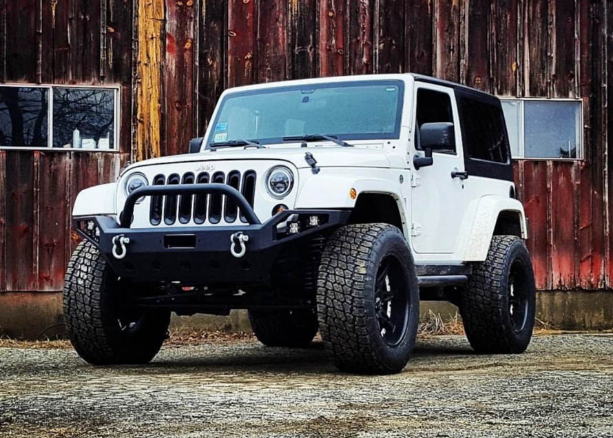 2007-2017 JK Wrangler with a Full Width Aftermarket Bumper